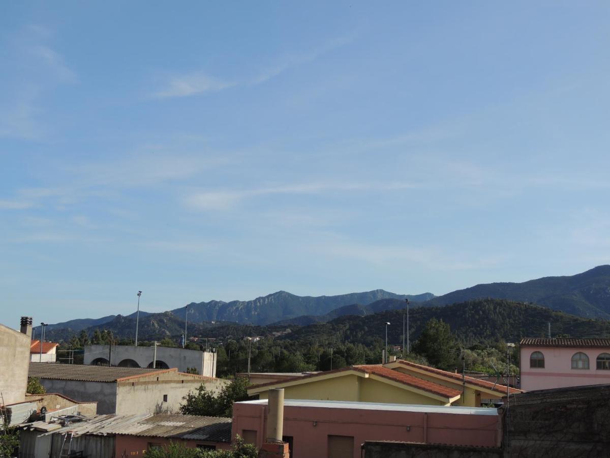 Il Colle Del Barone Bed & Breakfast คาโปแตร์รา ภายนอก รูปภาพ